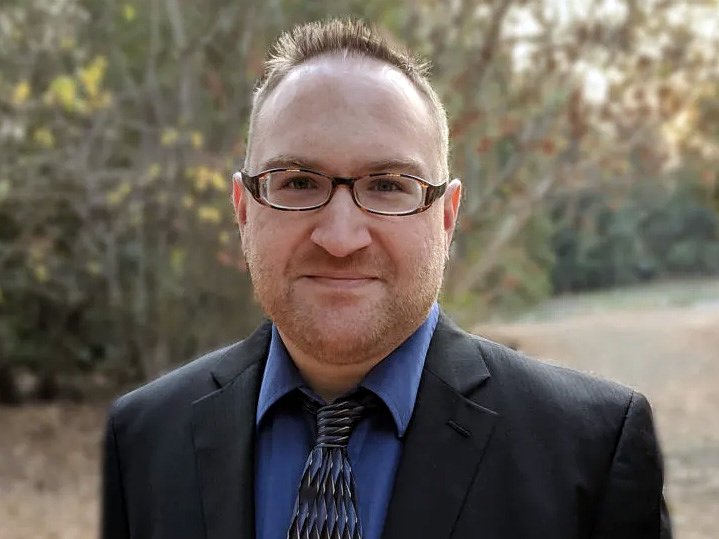Ryan Stollar taught survivors they mattered. He couldn't always believe it for himself.