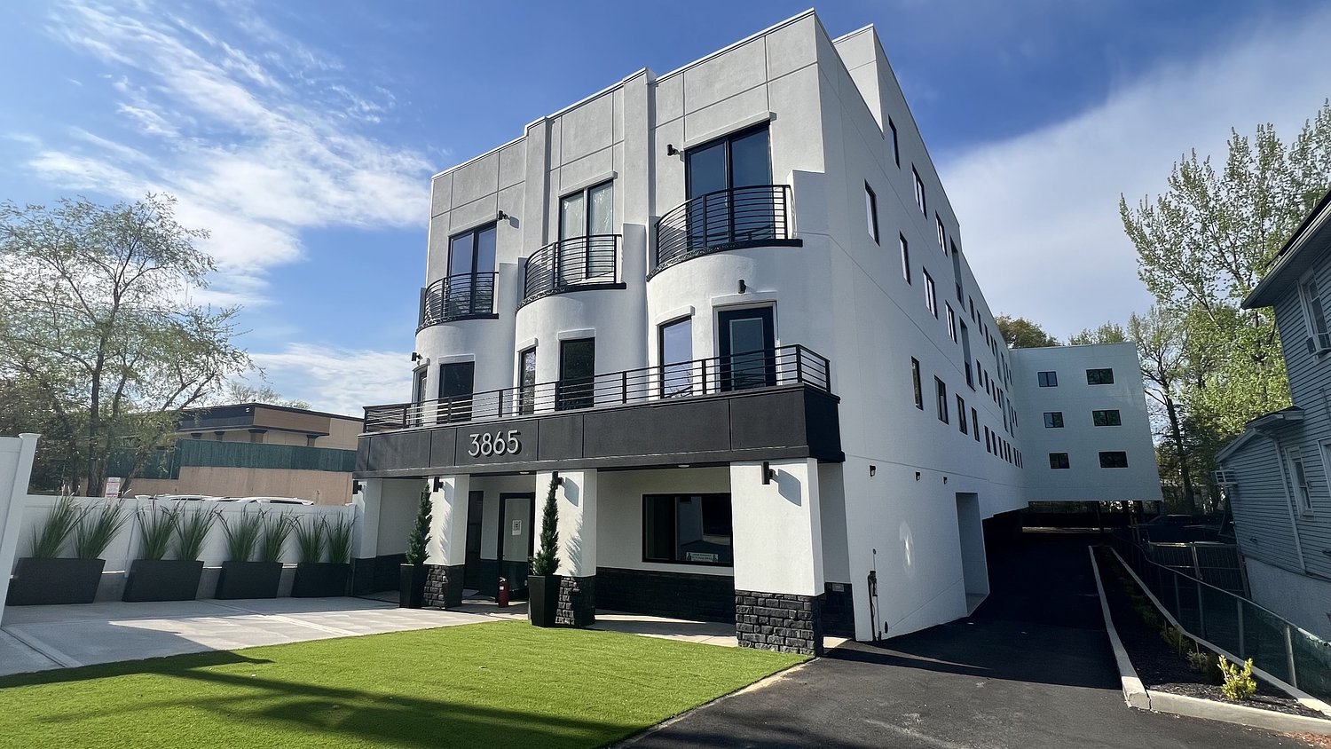 5 things to know about the new Staten Island luxury condos that are selling fast