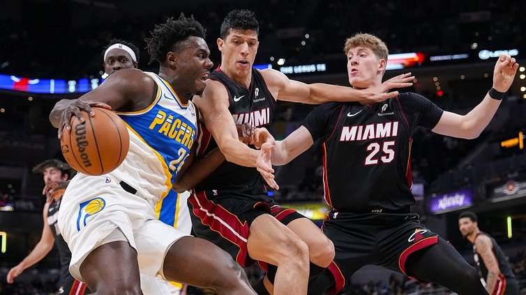 NBA team signs former Alabama prep star to two-way contract