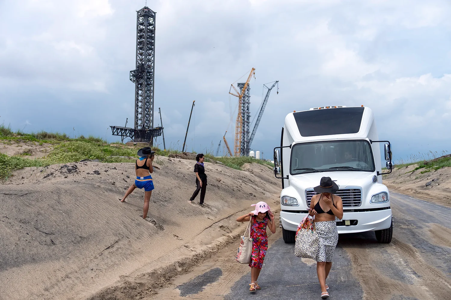 Texas Supreme Court rejects attempt to block beach closures for SpaceX launches