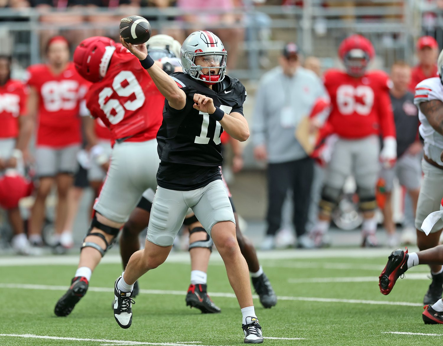 Three Ohio State players named Walter Camp Football Foundation Preseason All-Americans: Buckeye Breakfast