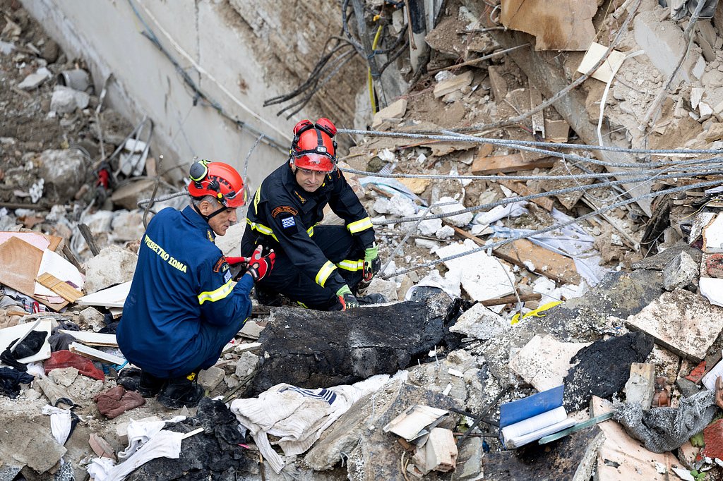 4 unconscious rescued from collapsed building near Acropolis in Greece