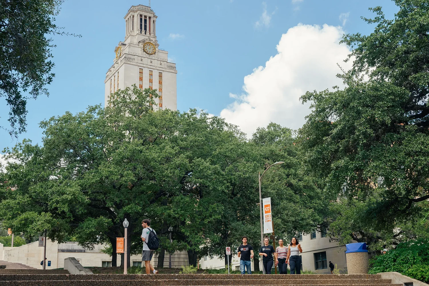 UT-Austin overhauling core classes but hasn’t detailed how new center relates to the courses