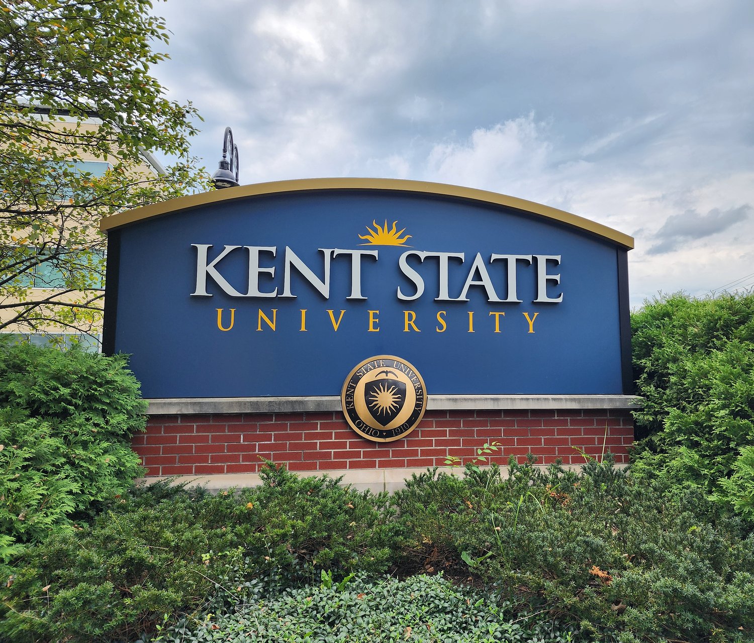 Keeping free tuition at Kent State and Wright State means meeting renewal rules