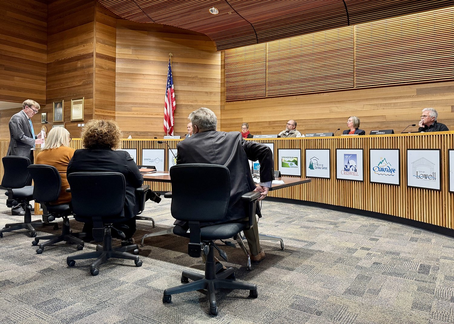 Commissioners keep Oakridge quarry proposal alive, delay decision till December 