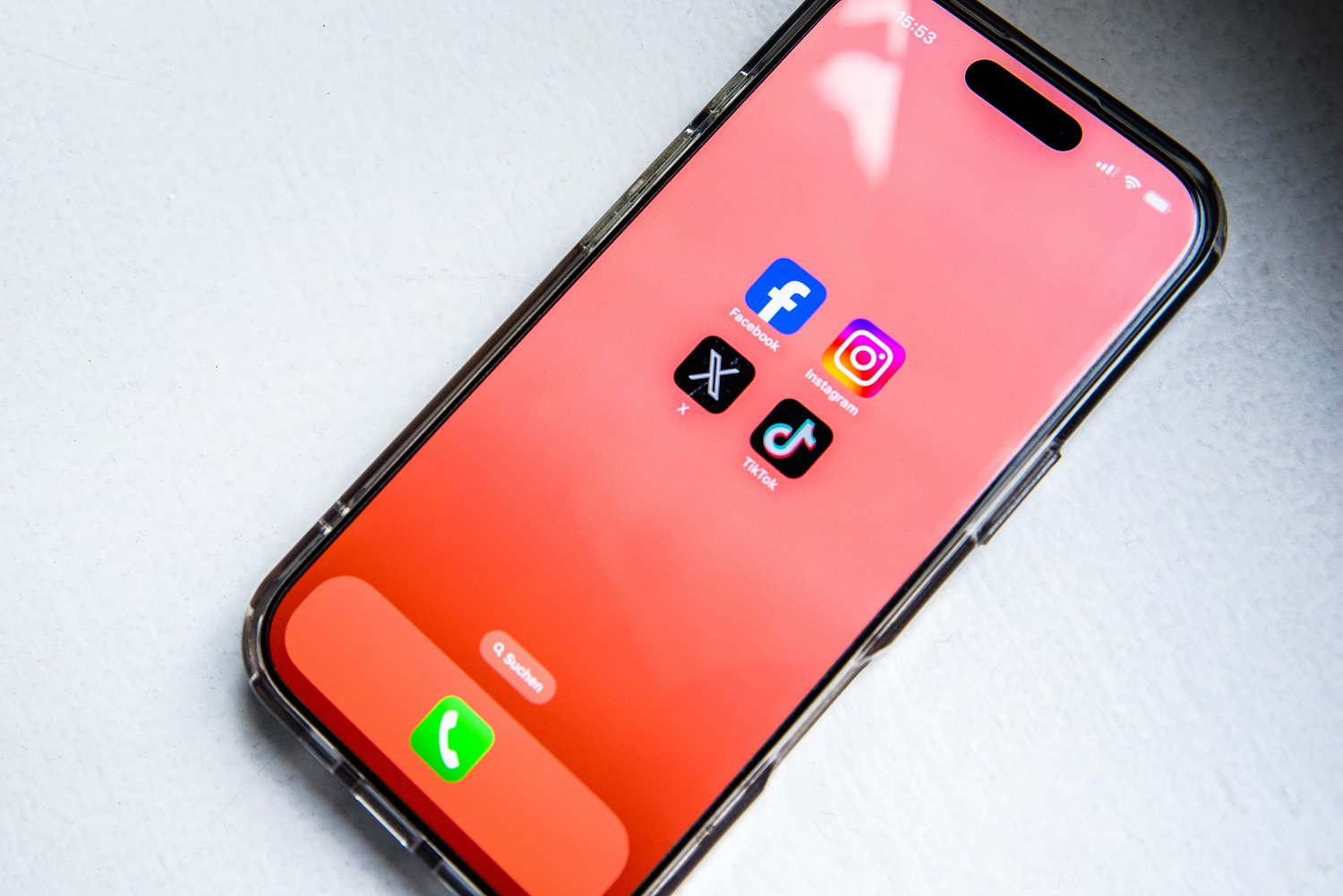 Conjoined social media influencers dead minutes apart at 27
