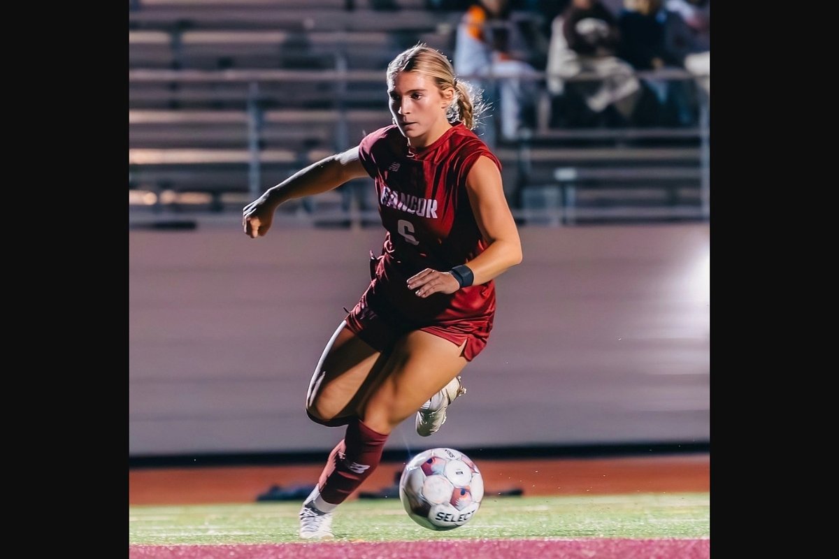Former Bangor High girls soccer All-American Stephenson commits to UConn