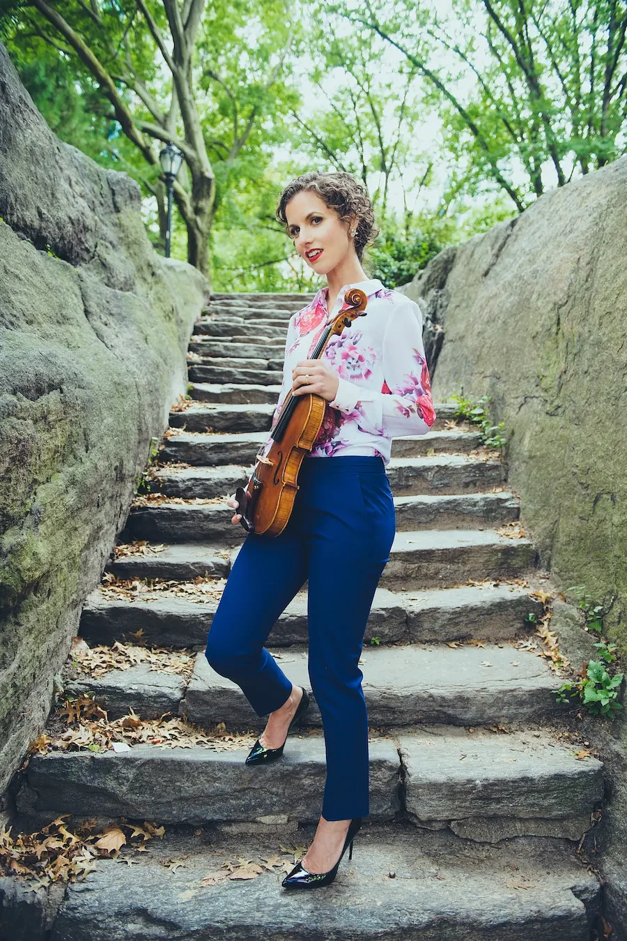 Arts Briefs: Dinosaur exploration in Holyoke, Grammy-nominated folk artist in Hadley, and more