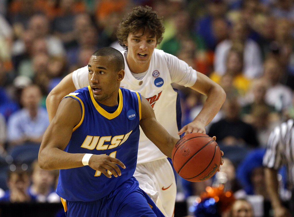 The hilarious video Justin Joyner made as a college senior has resurfaced at Oregon State