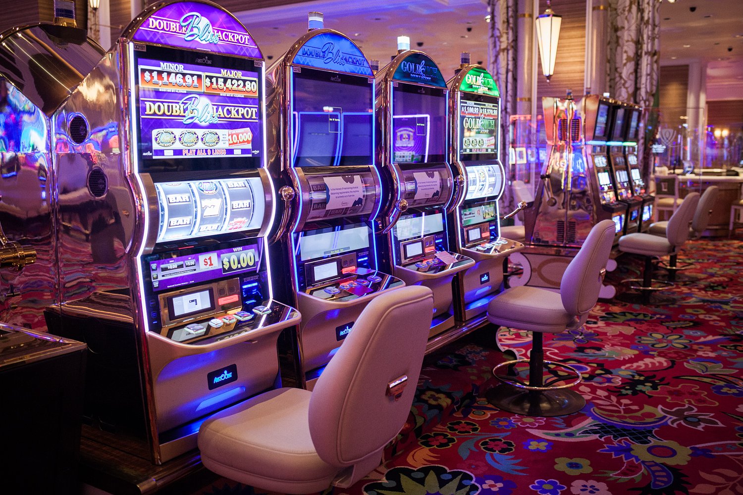 Mass. casino player wins nearly $30K jackpot prize on slot machine game