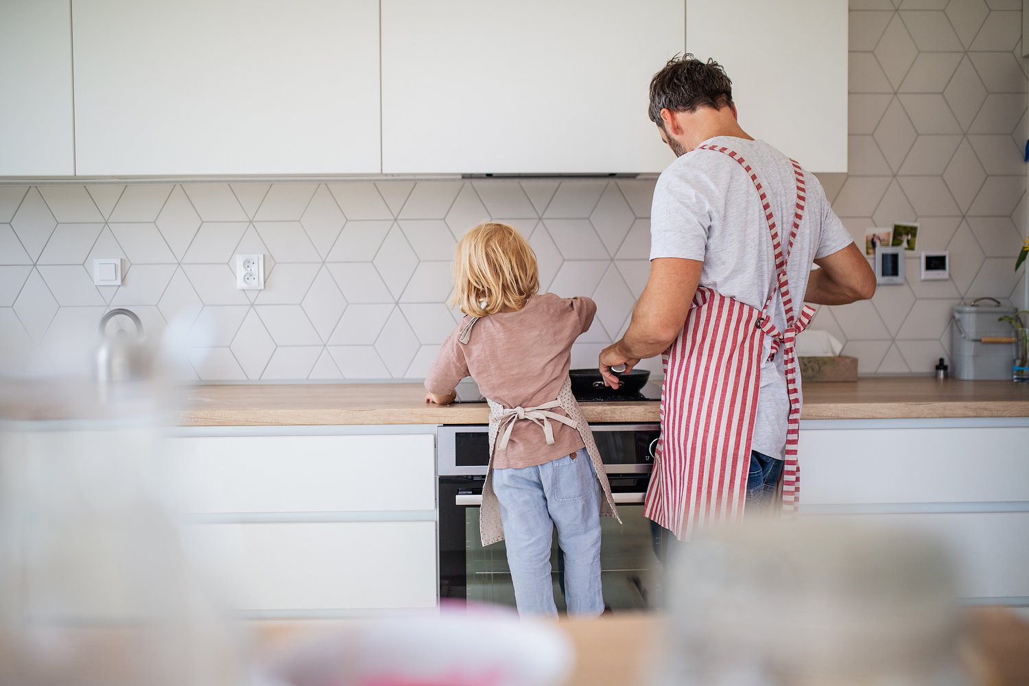 Dear Abby: My husband is a menace in the kitchen. Neither of us ever want to eat his meals again. Help!