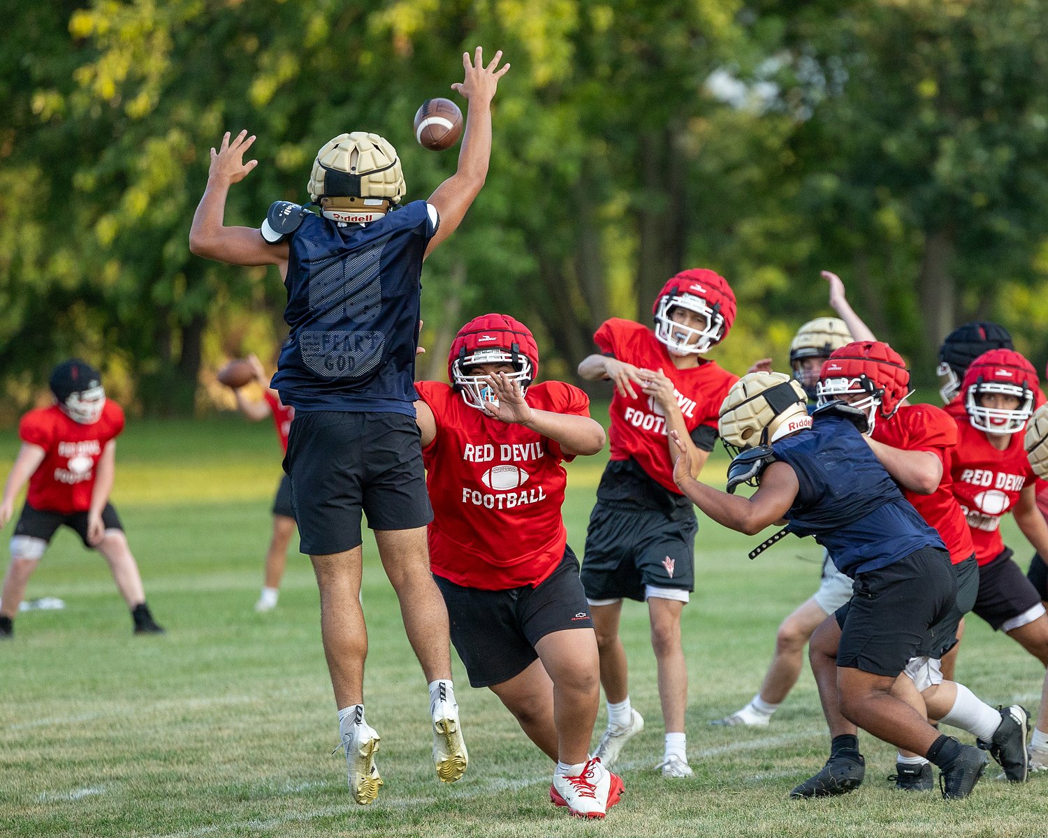 Joint practice provides measuring stick for Hall, Marquette
