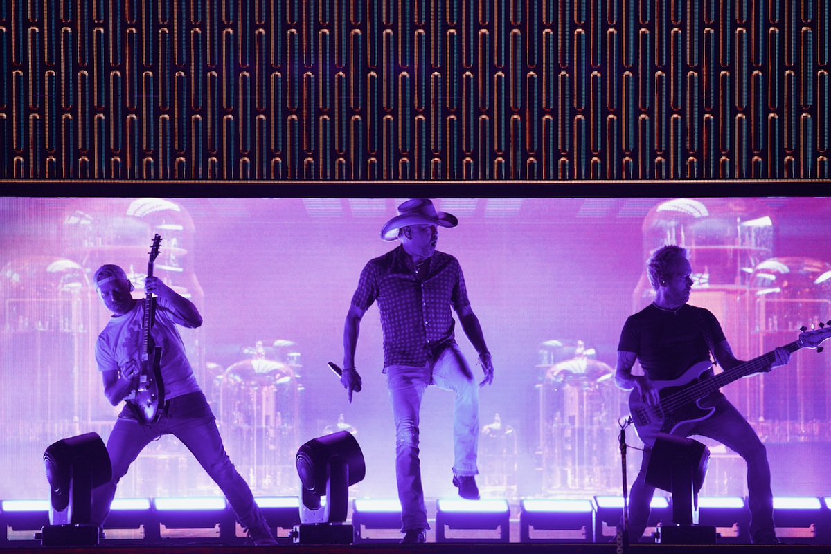 Jason Aldean kicks off ‘Songs About Us’ tour in Bangor