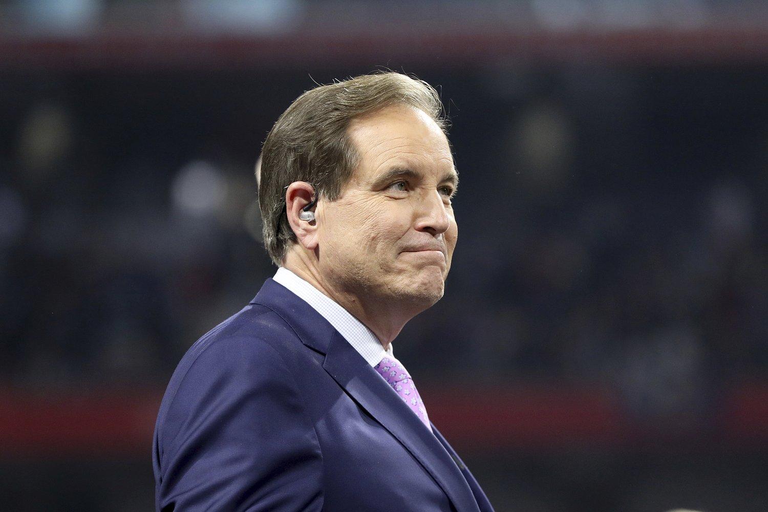 ‘My wrist is broken’: Jim Nantz probably regrets taking J.J. Watt’s challenge during Bills-Raiders game