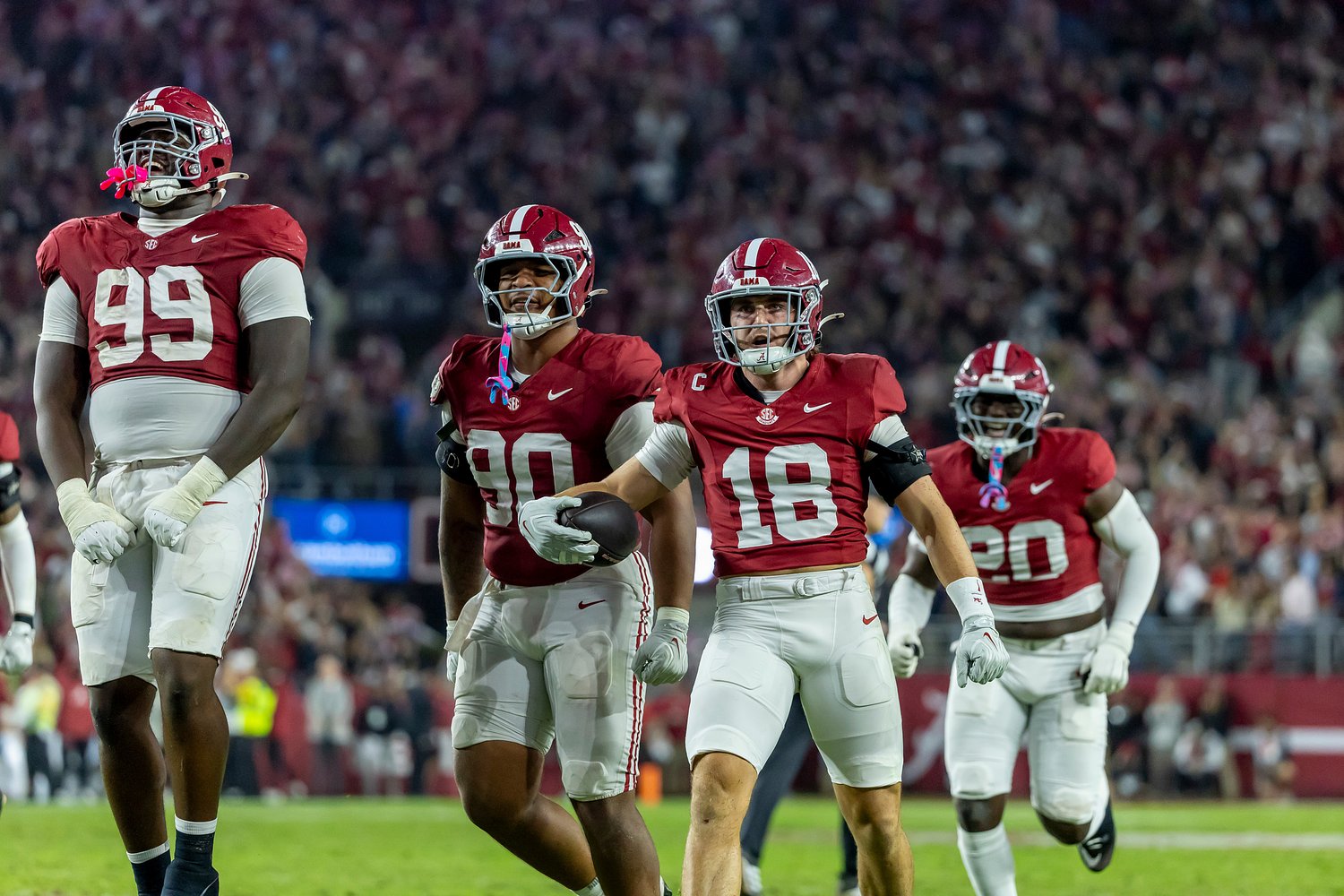 Alabama star named finalist for the academic Heisman