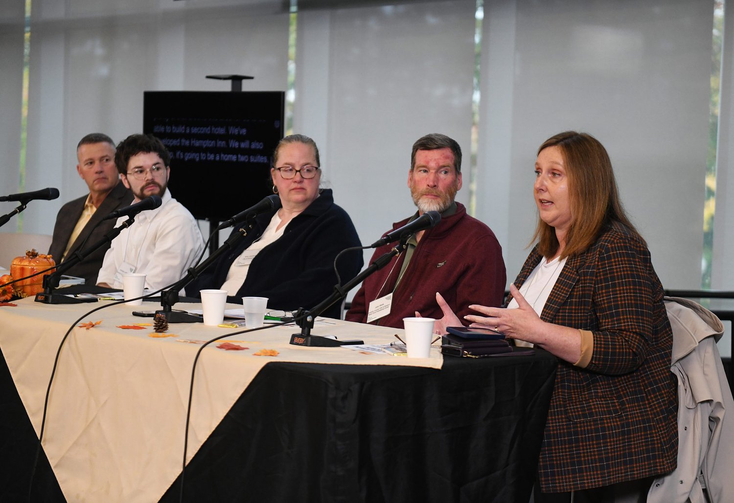 ‘Shop, share, show up’: Chamber breakfast explores downtown scene in Franklin County