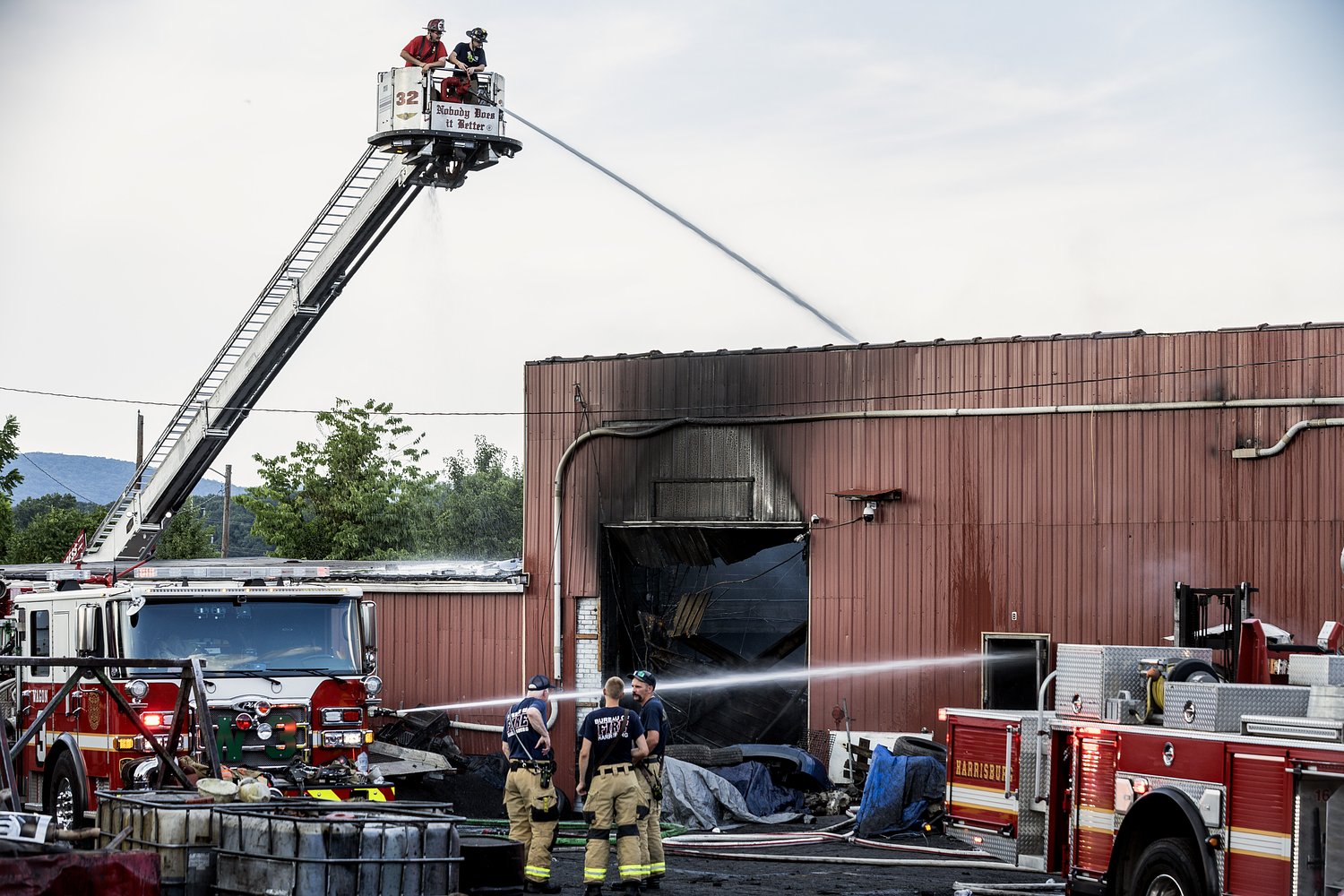 Harrisburg commercial building fire spews smoke seen for miles