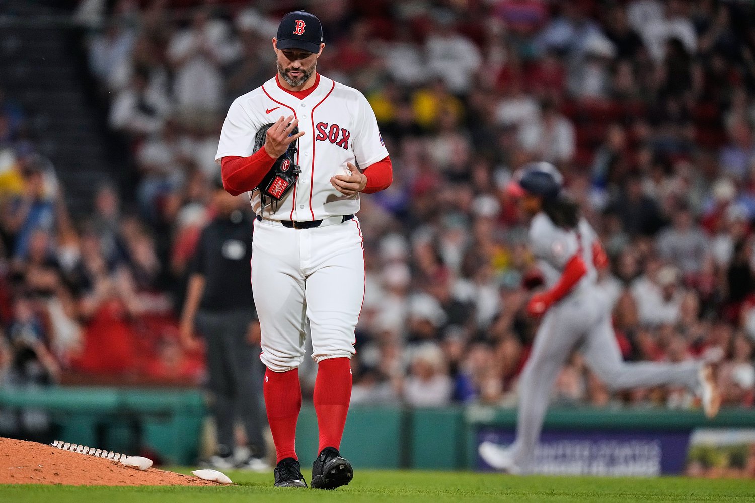 Red Sox cut bait with veteran reliever after poor outing; are more roster moves coming?
