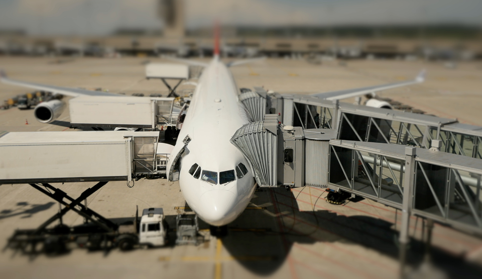 Over 1,680 flights delayed, 73 canceled amid widespread U.S. travel disruptions