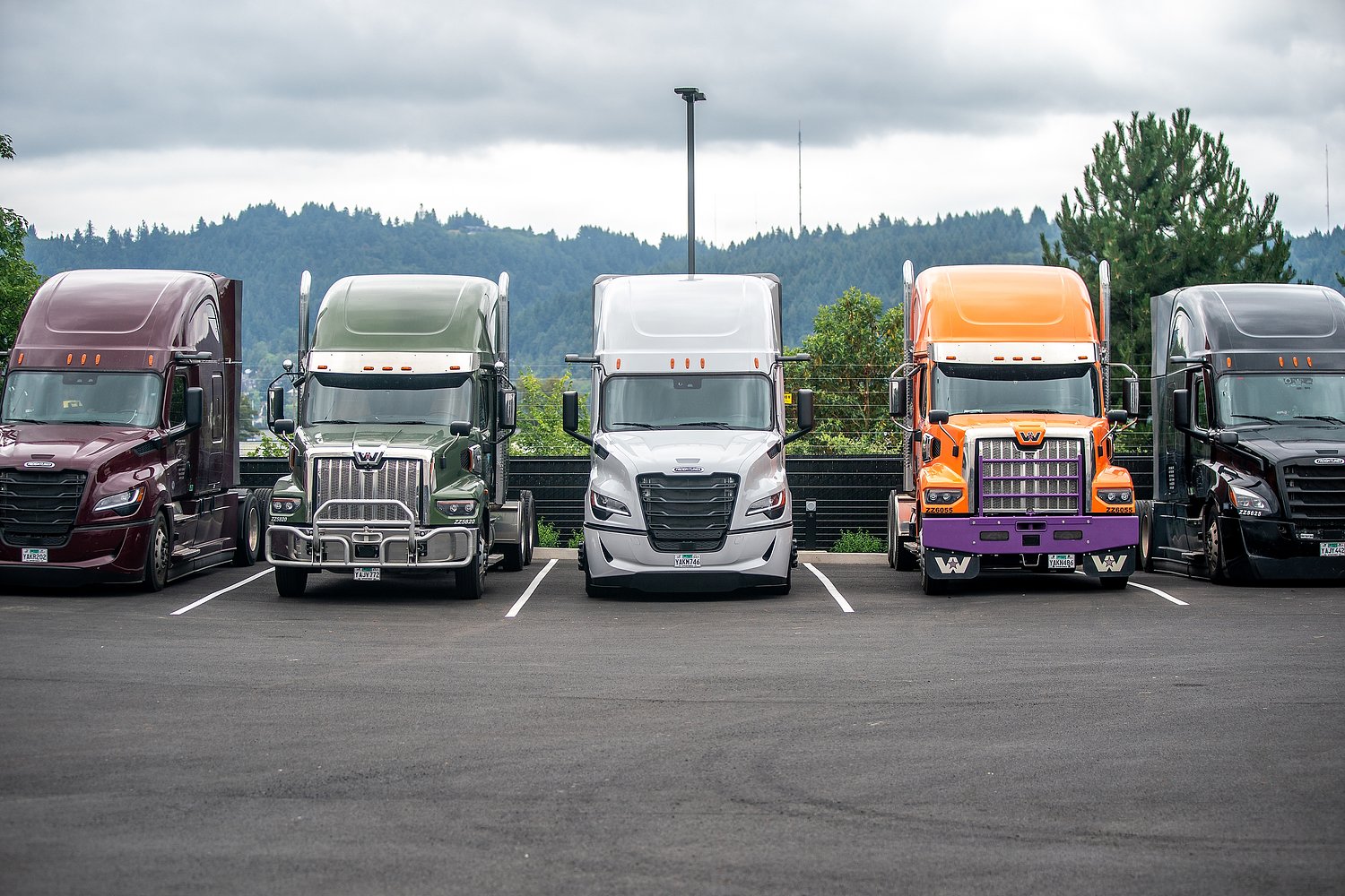 Ivey on Trump trucking crackdown: ‘No business operating an 80,000-pound commercial vehicle’