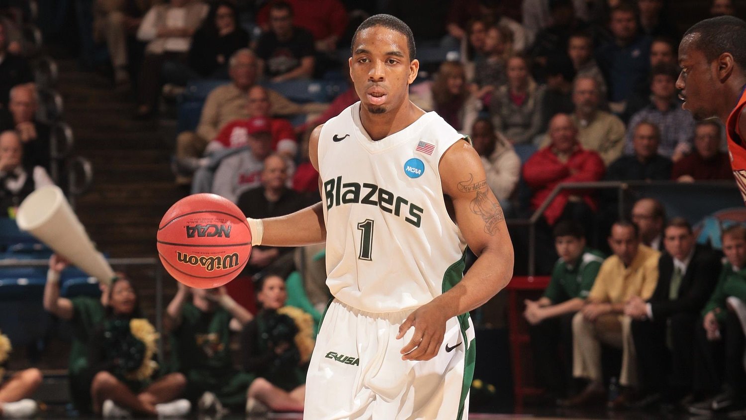 Former UAB basketball star Aaron Johnson headlines 5-person Athletic Hall of Fame class
