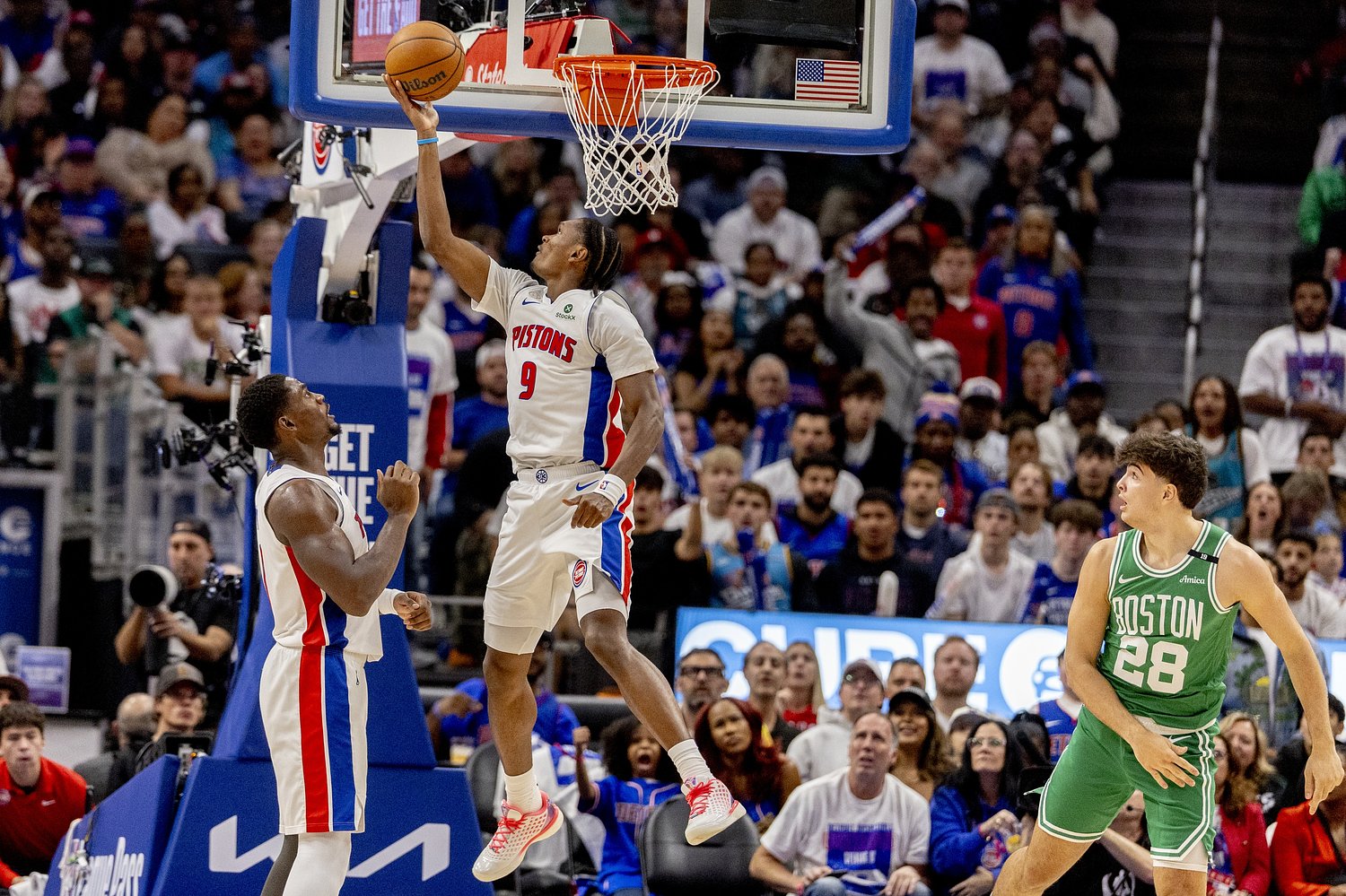 Pistons forward feels ‘comfortable’ on both ends after strong opener