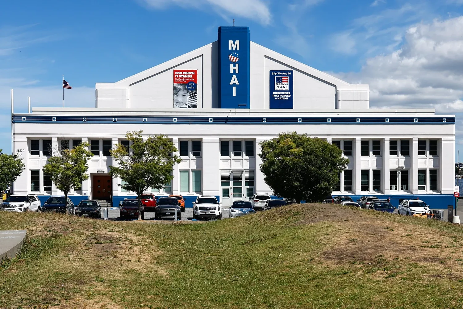 MOHAI workers launch union effort