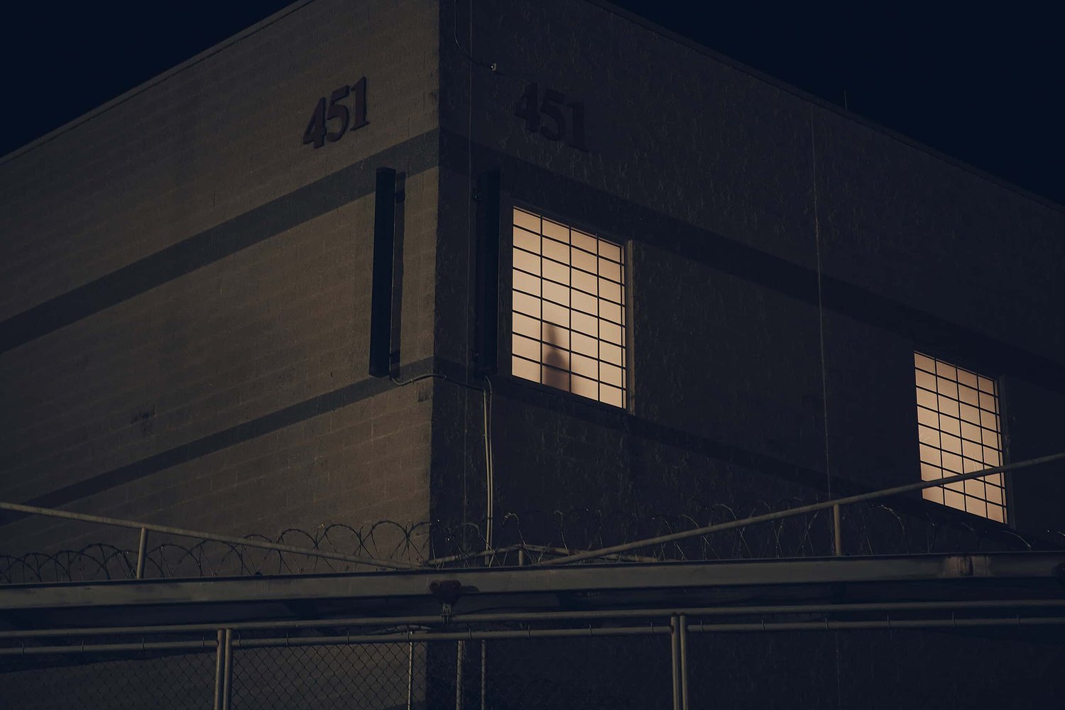 Members of Congress press ICE over detainee deaths, alleged neglect