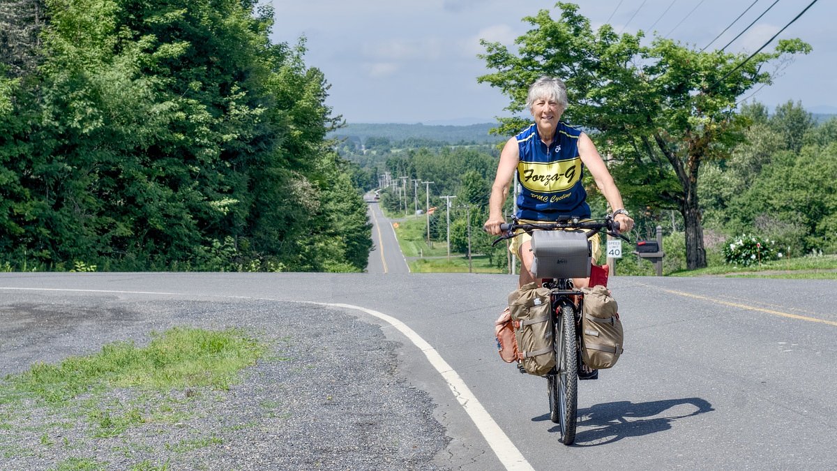 Can-Am veterinarian completes cross-country cycling tour in Aroostook
