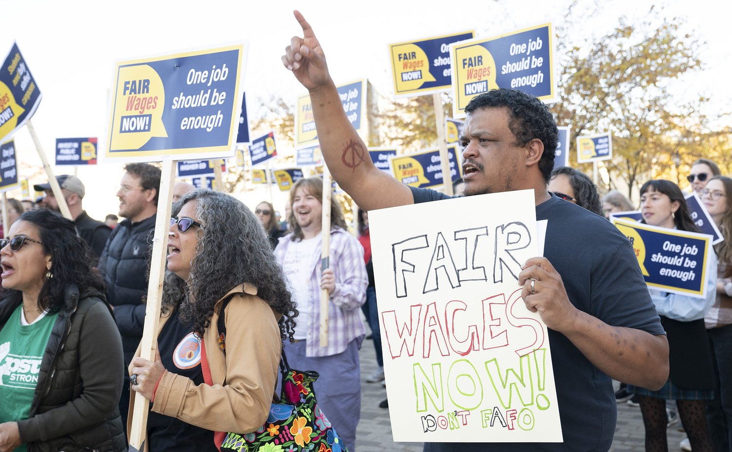 UMass staff, faculty rally for higher pay