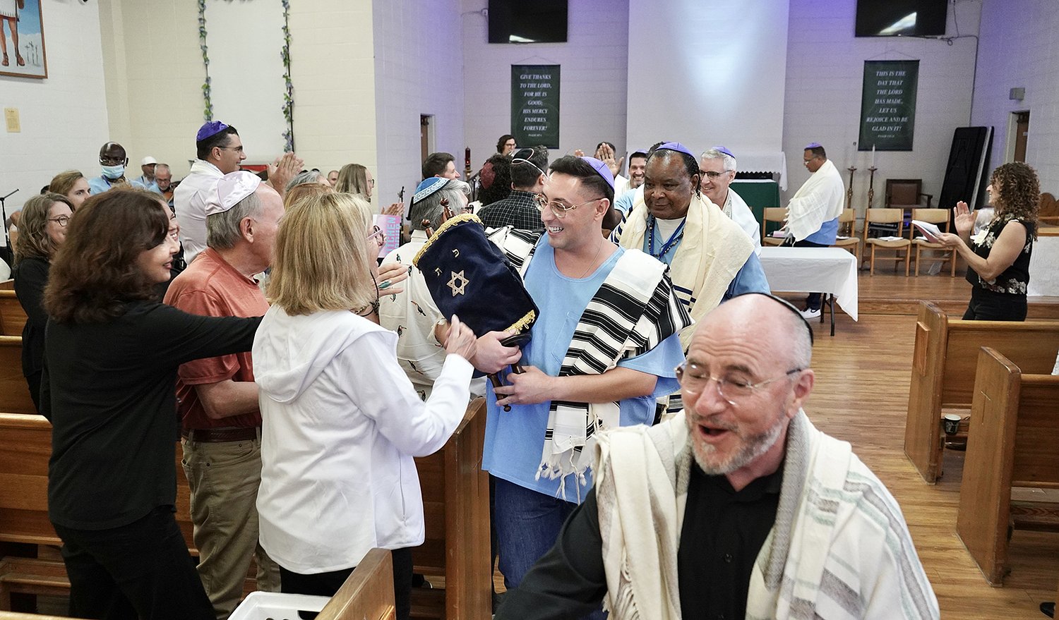 California inmates celebrate a unique group bar mitzvah 