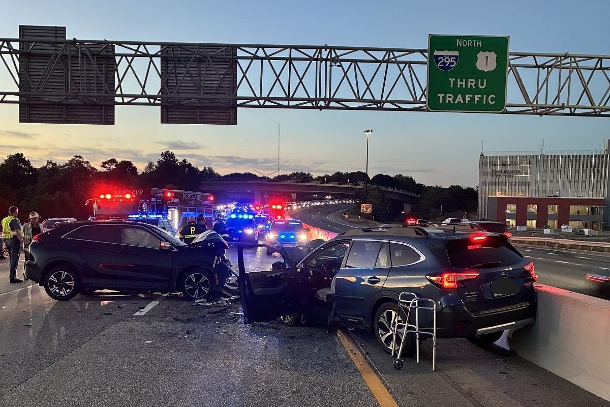 3 hurt in wrong-way driver crash on I-295