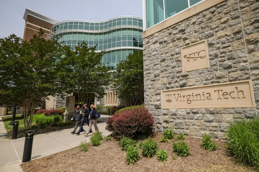 New River Valley Field Notes: Tuition reduced for in-state students at Virginia Tech Carilion School of Medicine