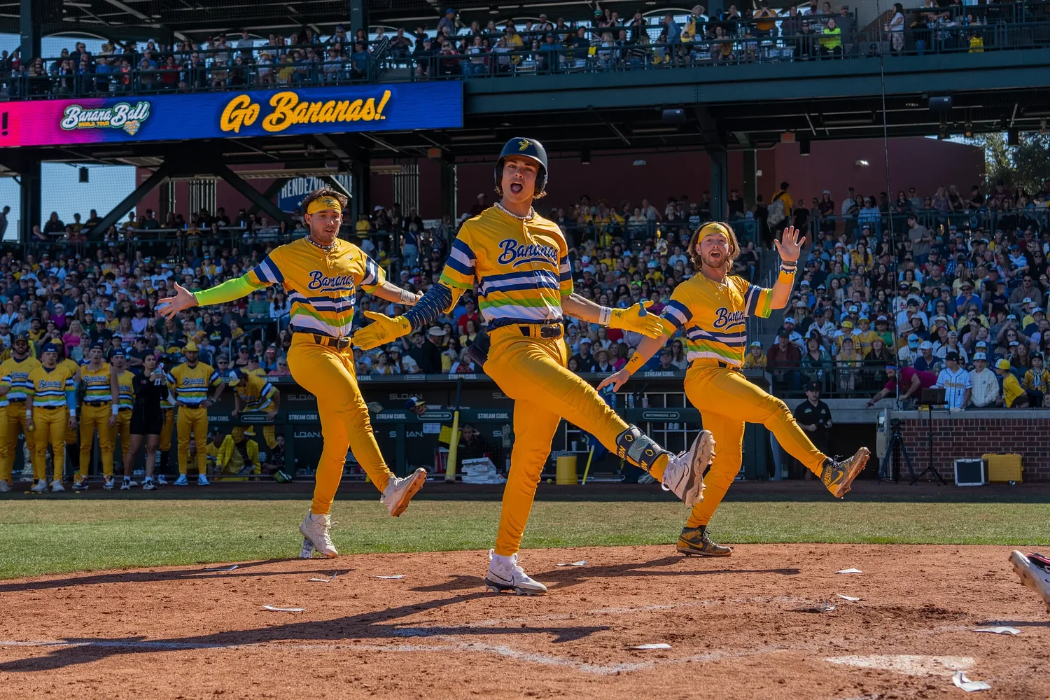How it came to be that Autzen Stadium is going Bananas