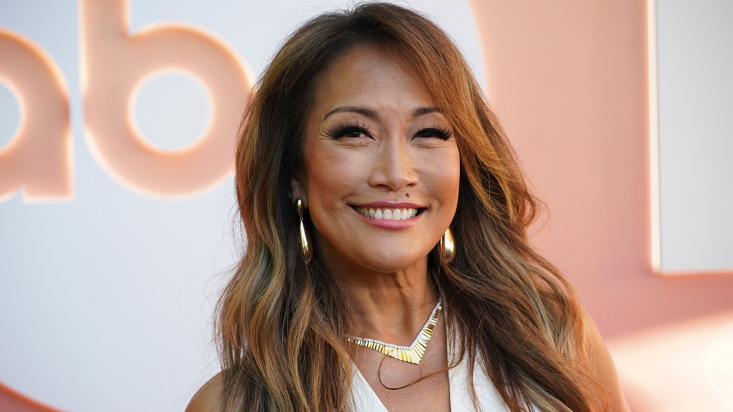 ‘Dancing With the Stars’ judge claps back at dancer’s shocking comment about her