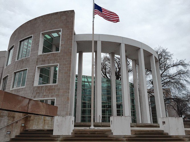 Holyoke man pleads guilty to possession of child sexual abuse material