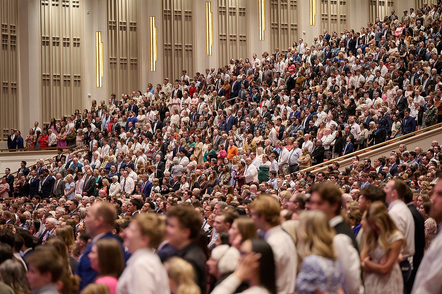 9 ways US Mormons are changing, according to Pew data