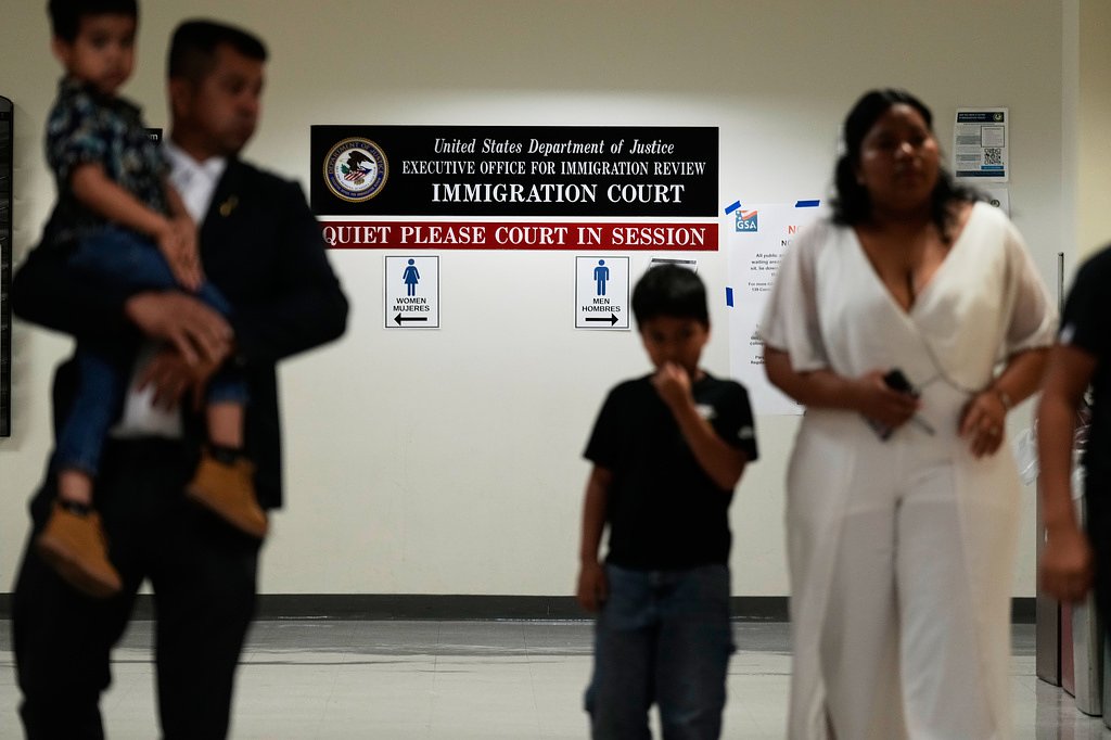 Law firm with ties to Trump administration declines offer to represent migrant children