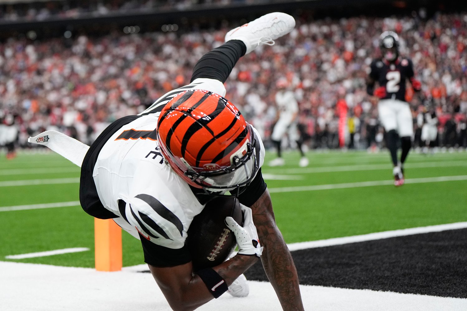 What Bengals coach Zac Taylor said about Ja’Marr Chase’s acrobatic touchdown vs. the Texans