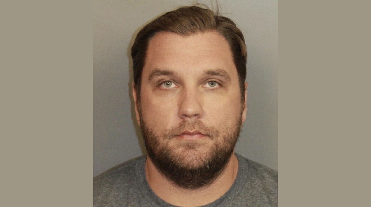 Former Alabama police chief defended by wife and mayor after domestic violence arrest