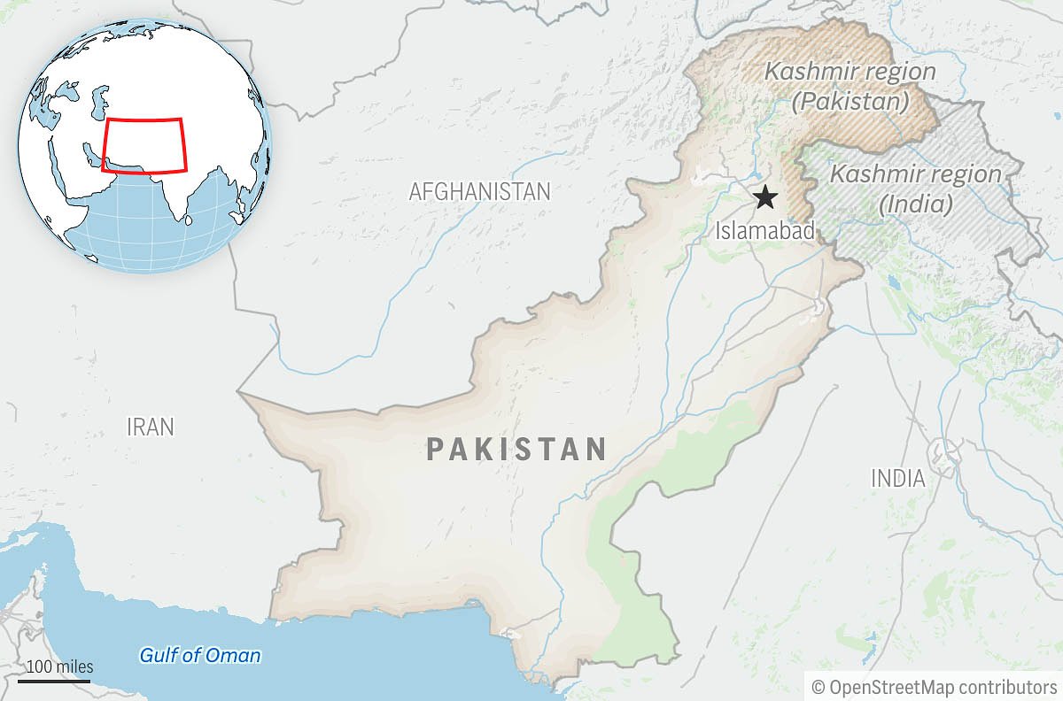 Pakistani army training aircraft crashes, killing both pilots