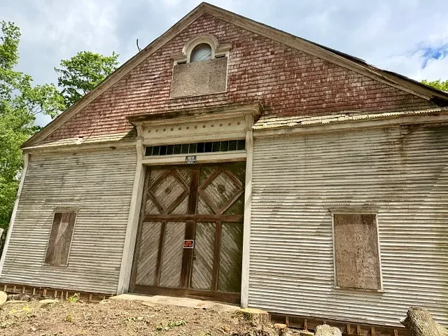 New owner begins long-awaited restoration of historic Dublin barn and house