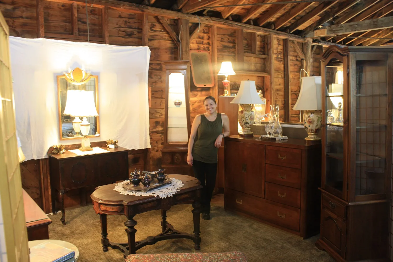 Amy Garcia saves items from landfills at new antique store