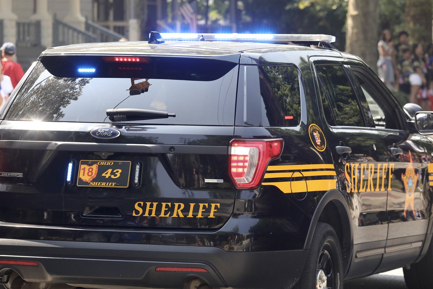 Cuyahoga County deputy shoots man in Euclid while serving arrest warrant for rape