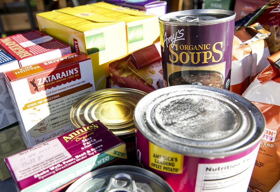 Plainfield rallies to fight hunger with community food drive