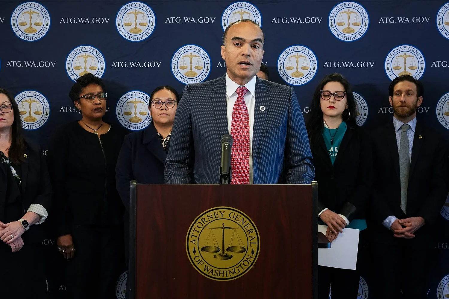 22 states sue to stop executive order blocking birthright citizenship