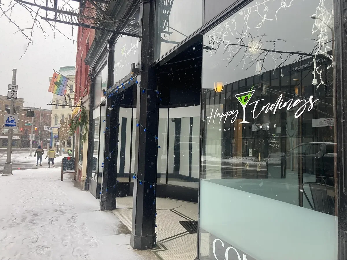Downtown Bangor bar for sale