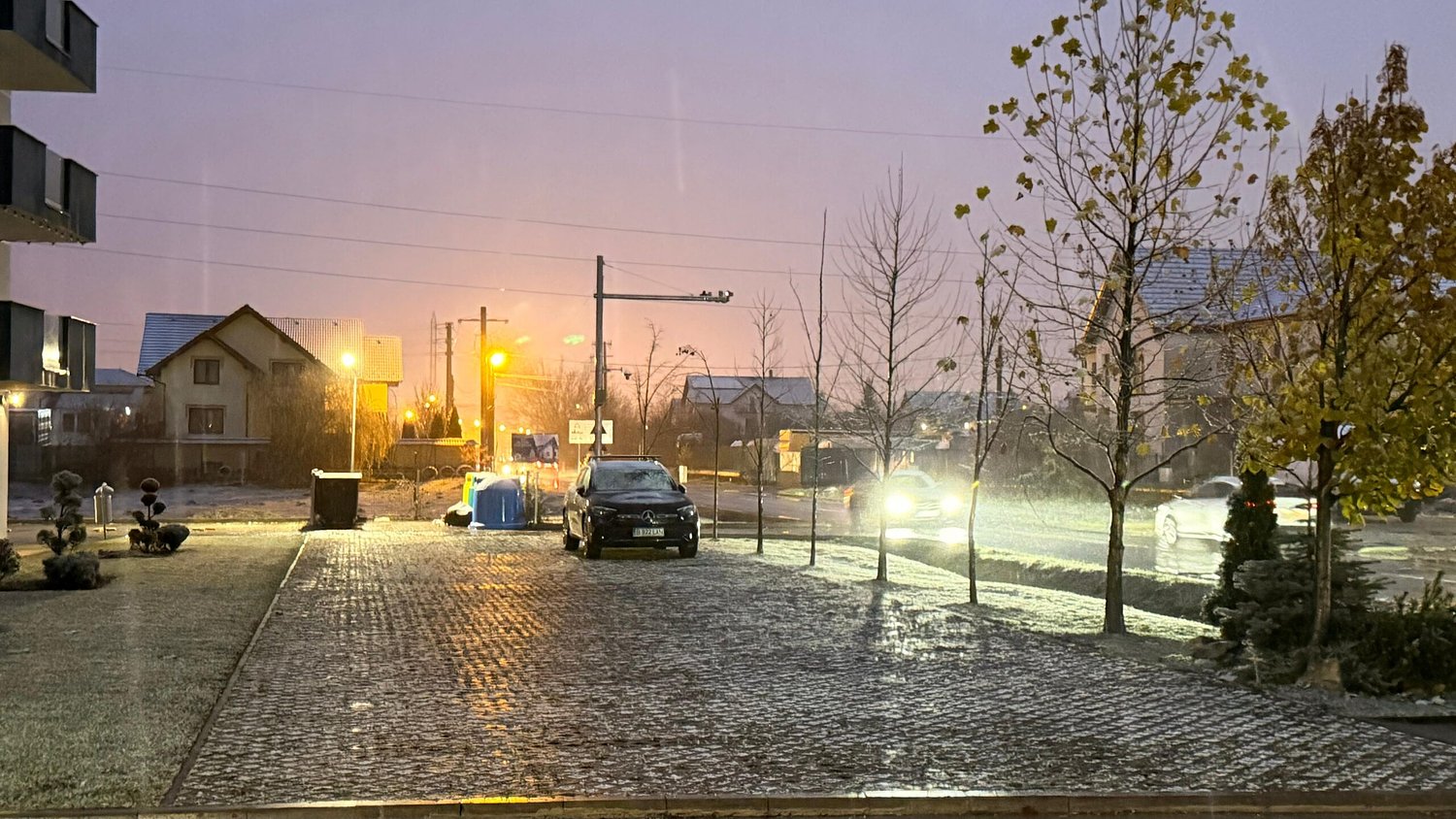 Primii fulgi de nea au căzut în Sibiu: ninge și la Păltiniș / video, foto