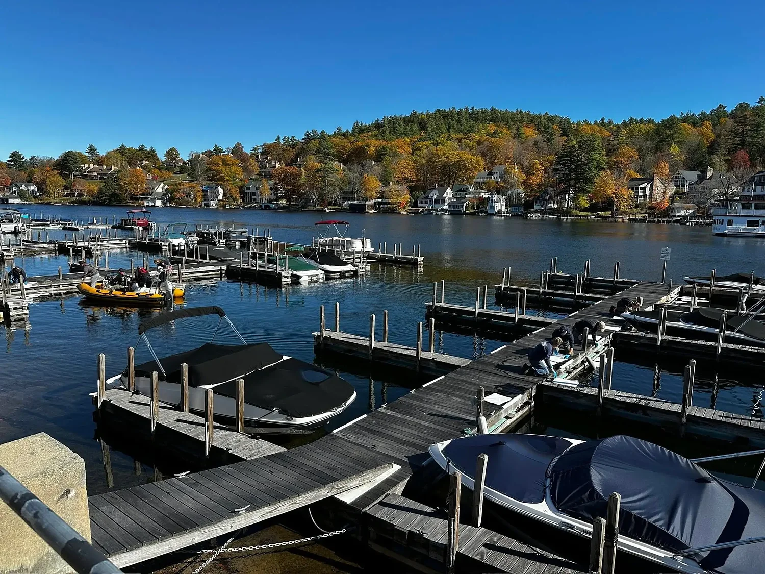 Oil spill in Sunapee Harbor contained by fire crews from multiple towns