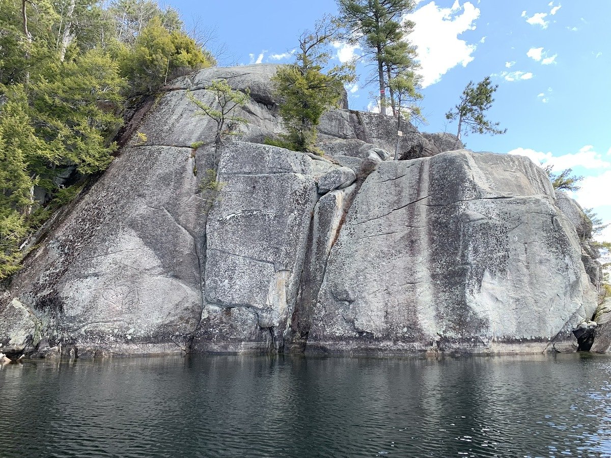 A Maine island where almost nobody lives will restart a police department